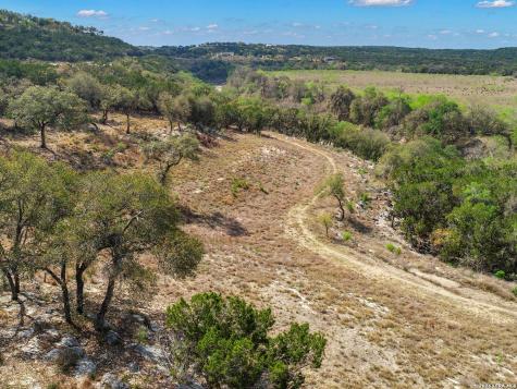 2042 Paradise Parkway Canyon Lake TX 78133