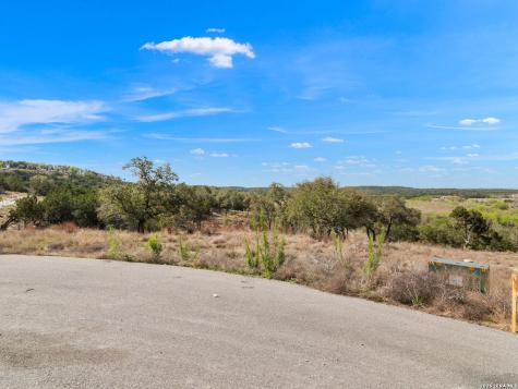 2042 Paradise Parkway Canyon Lake TX 78133