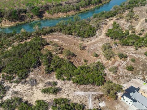 2042 Paradise Parkway Canyon Lake TX 78133