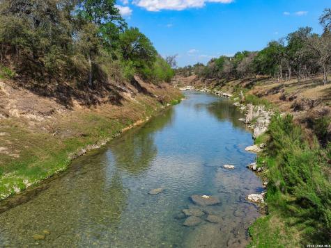 2042 Paradise Parkway Canyon Lake TX 78133