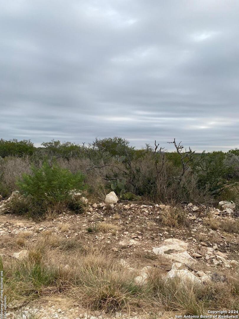 644 Legend Hills Road Uvalde TX 78801