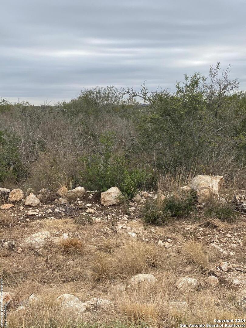 644 Legend Hills Road Uvalde TX 78801