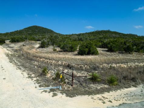 Lot 63c Sierra Vista Tarpley TX 78883