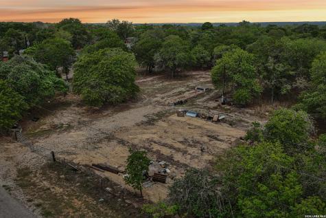 2424 Hickory Forrest Drive Seguin TX 78155