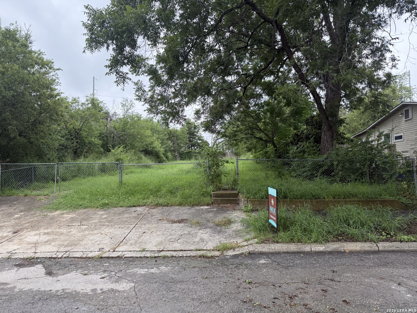 1216 Leal San Antonio TX 78207