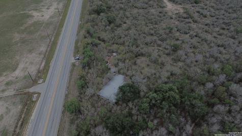 16583 State Highway 80 Gillett TX 78116