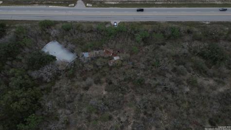 16583 State Highway 80 Gillett TX 78116