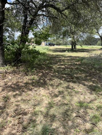 108 Timber La Vernia TX 78121