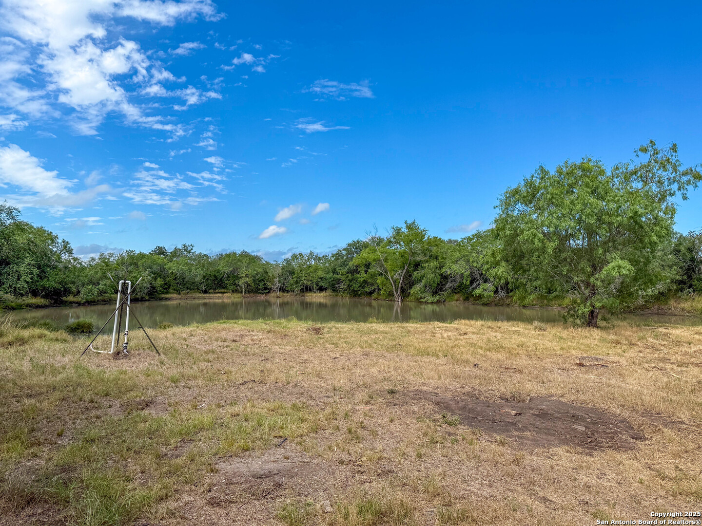 001 County Road 266 Gillett TX 78116