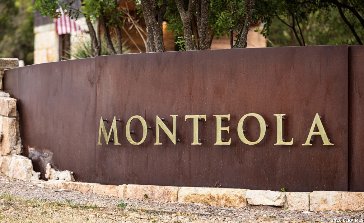 1040 Monteola Bulverde TX 78163