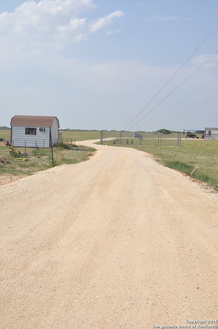 Tbd Cr 777 Devine TX 78016