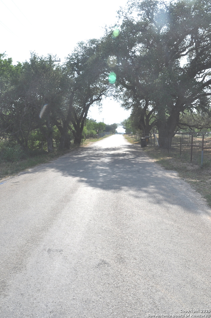Tbd Cr 777 Devine TX 78016