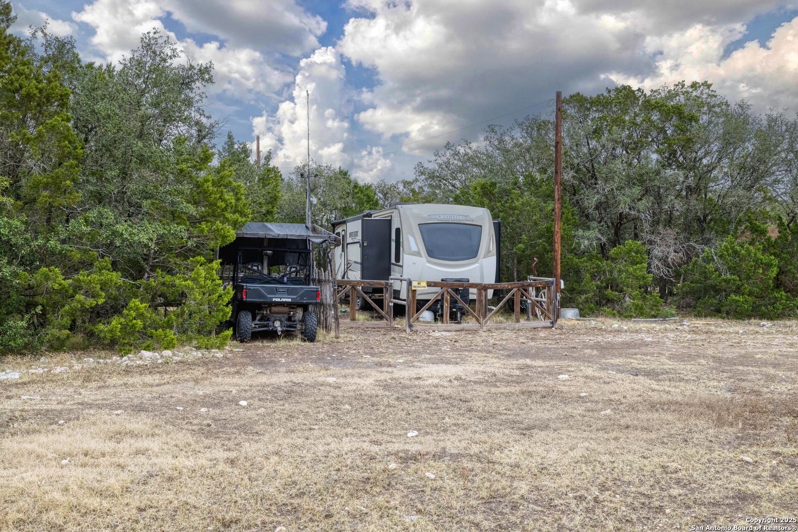 0 0 Rocksprings TX 78880