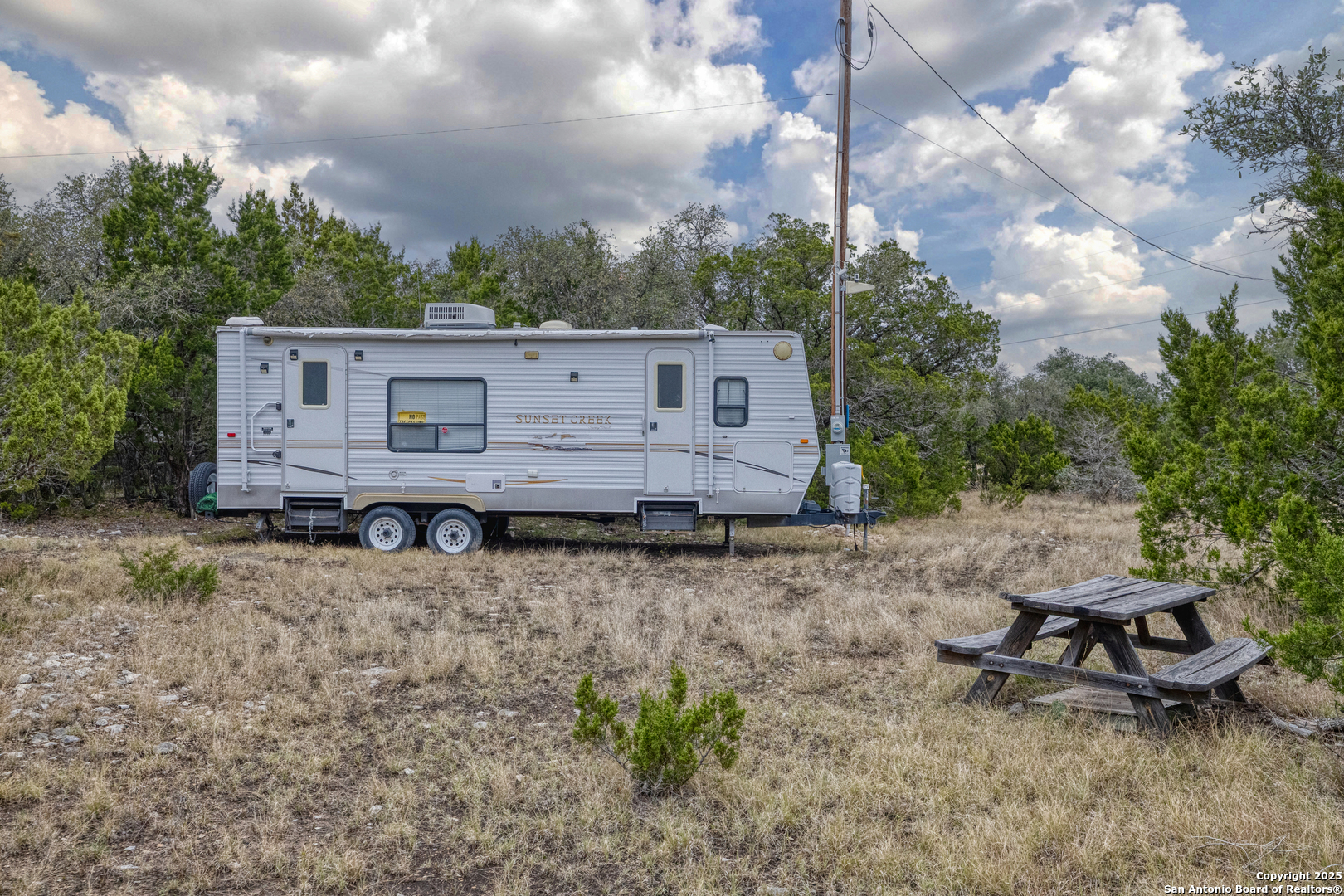 0 0 Rocksprings TX 78880