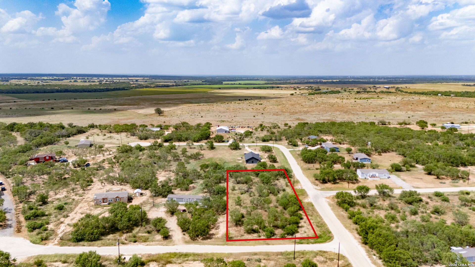 100 County Road 2669 Devine TX 78016