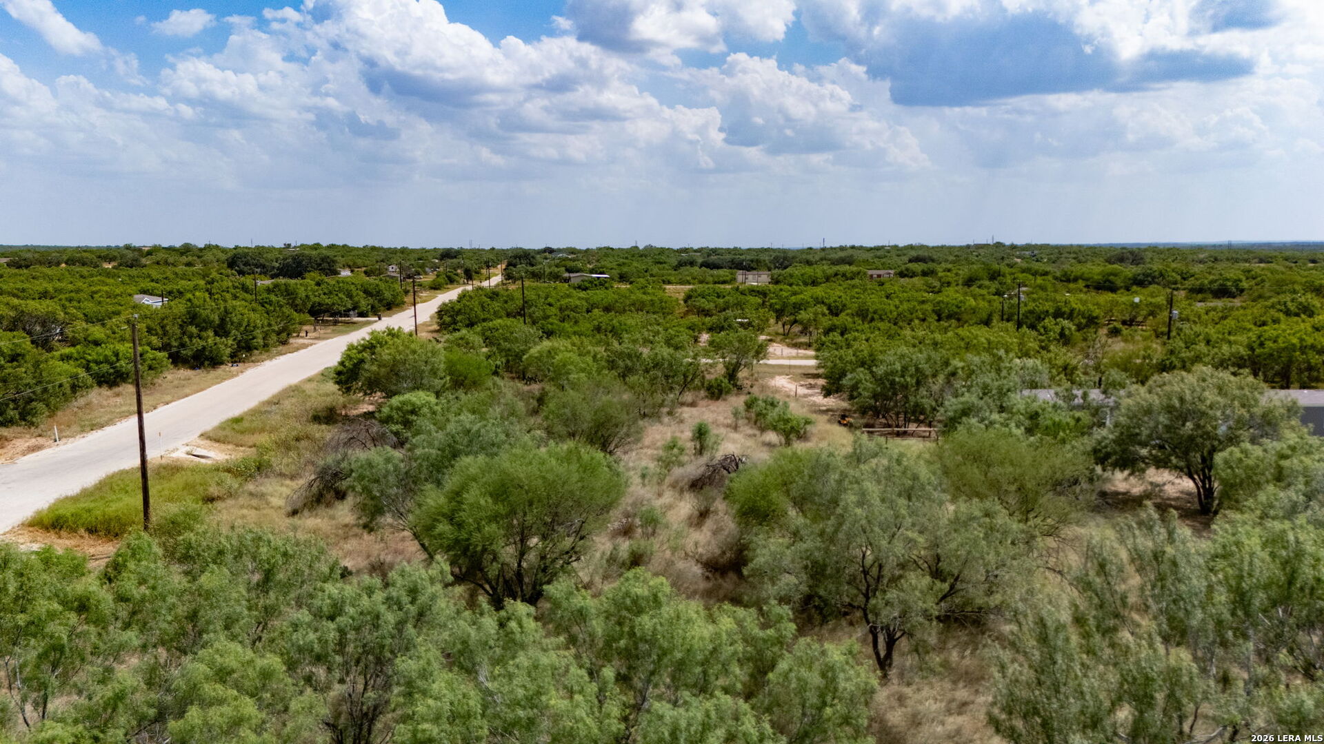 100 County Road 2669 Devine TX 78016