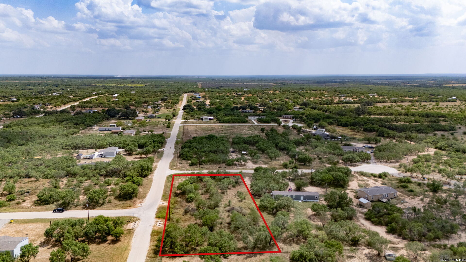 100 County Road 2669 Devine TX 78016