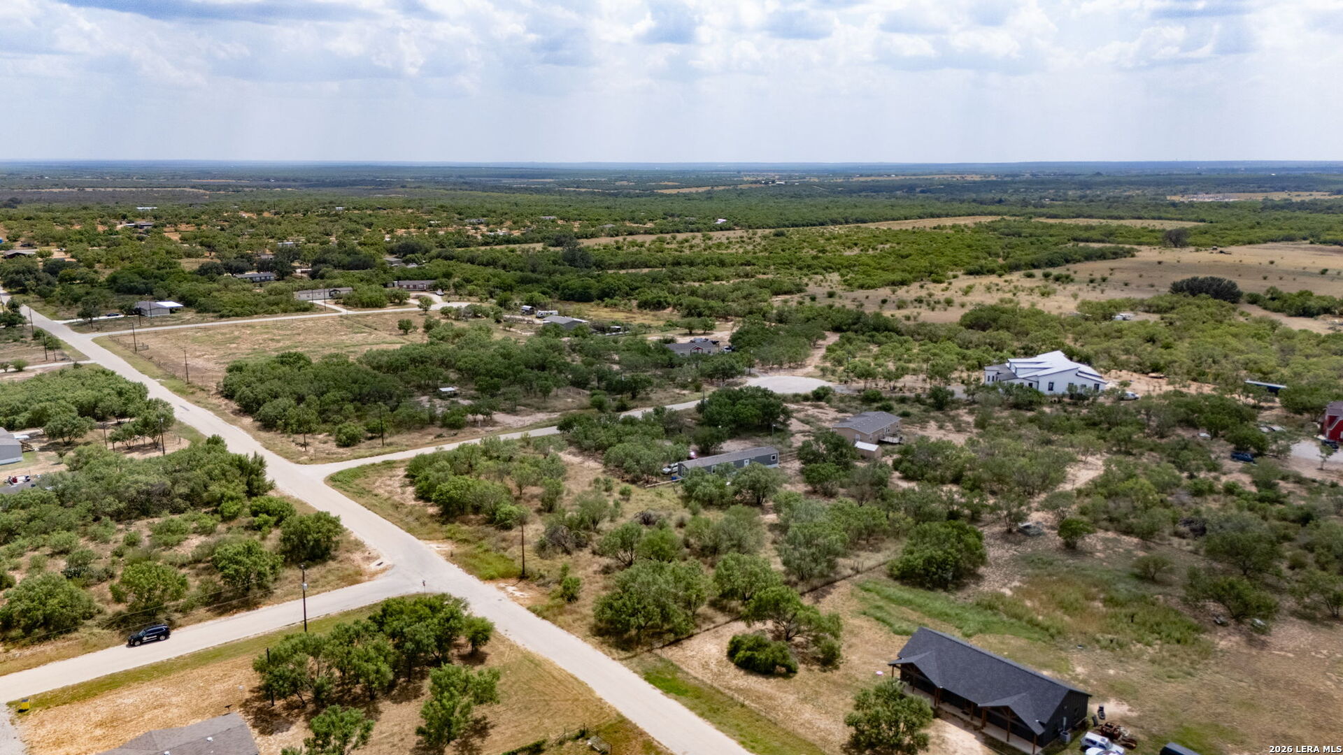 100 County Road 2669 Devine TX 78016