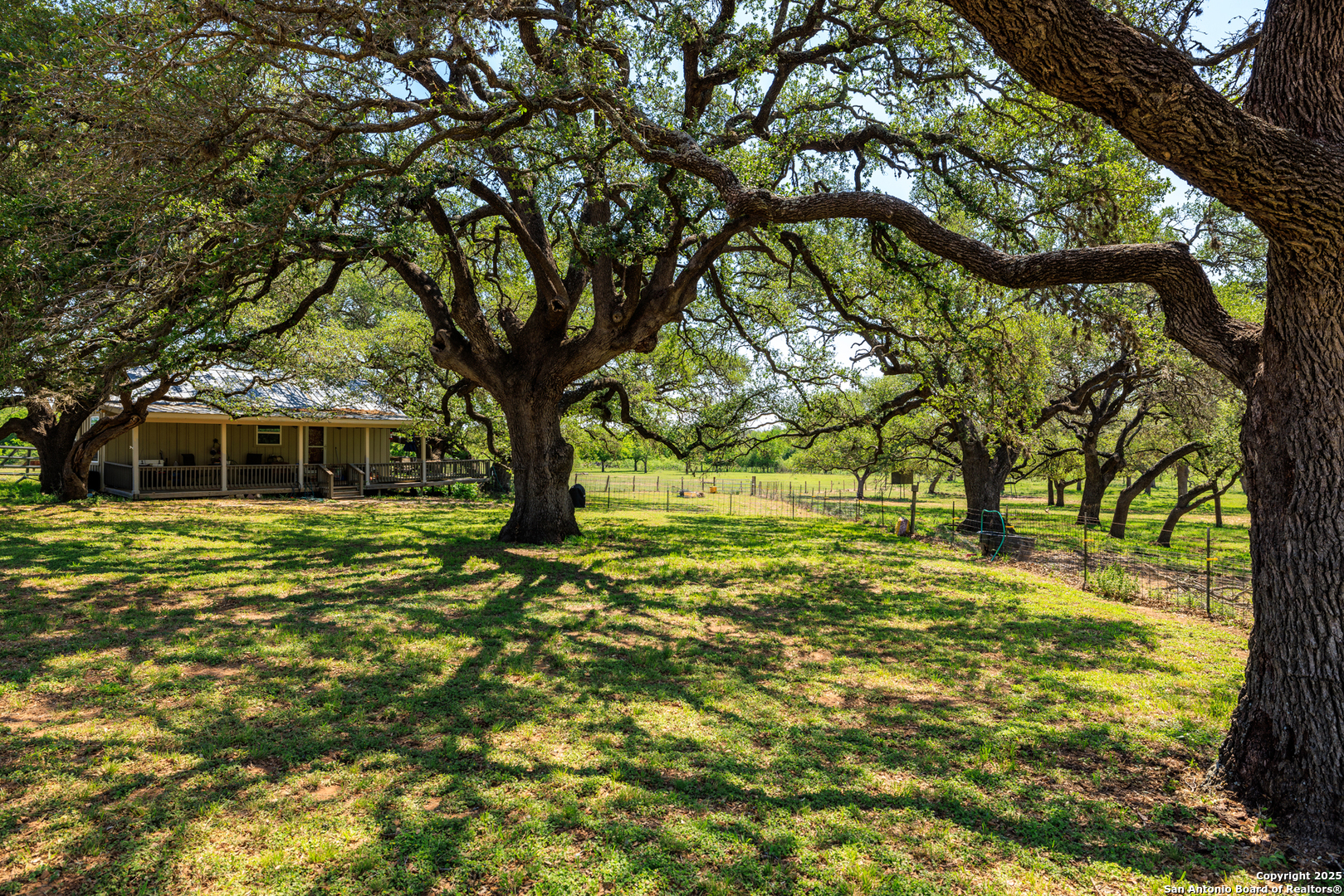 1114 Meadowlark Drive Fredericksburg TX 78624