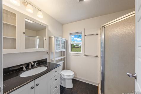 1114 Meadowlark Drive Fredericksburg TX 78624