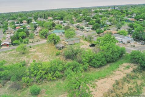 3000 W Broadbent Del Rio TX 78841