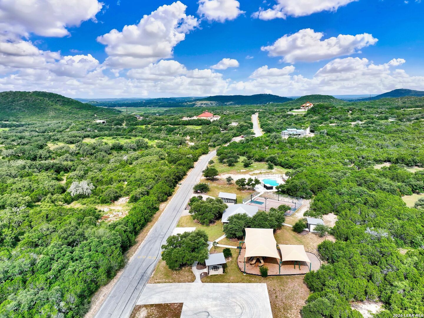Lot 101 Pr 1712 Mico TX 78056