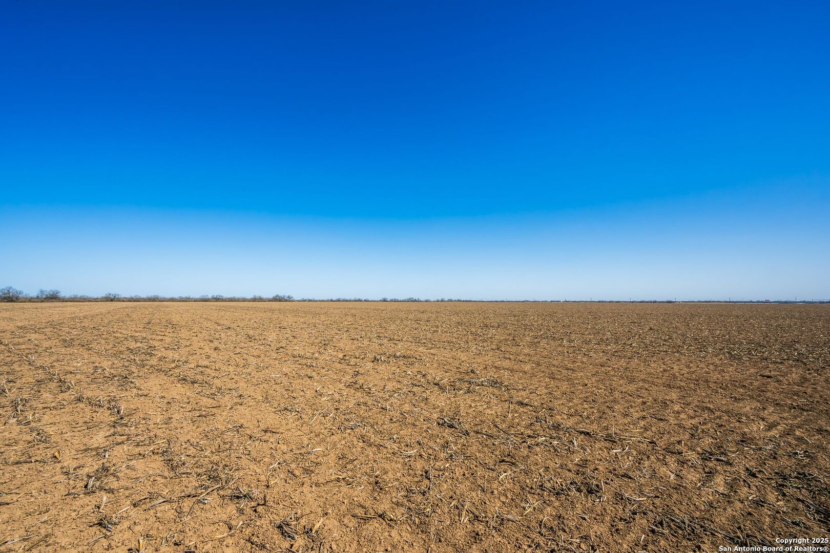 Cr 4013 Cr 4017 W La Pryor TX 78829