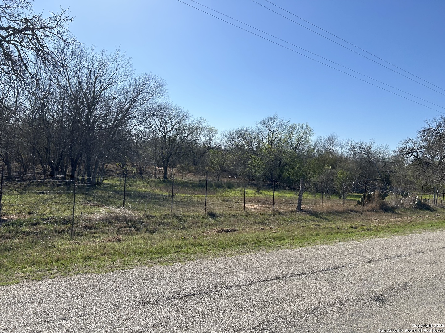4790 Blackhill Floresville TX 78114