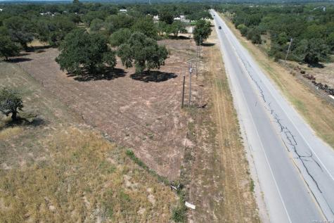 21272 S Fm 471 Natalia TX 78059