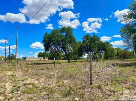 21272 S Fm 471 Natalia TX 78059