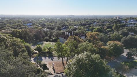 806 Garraty Hill Terrell Hills TX 78209