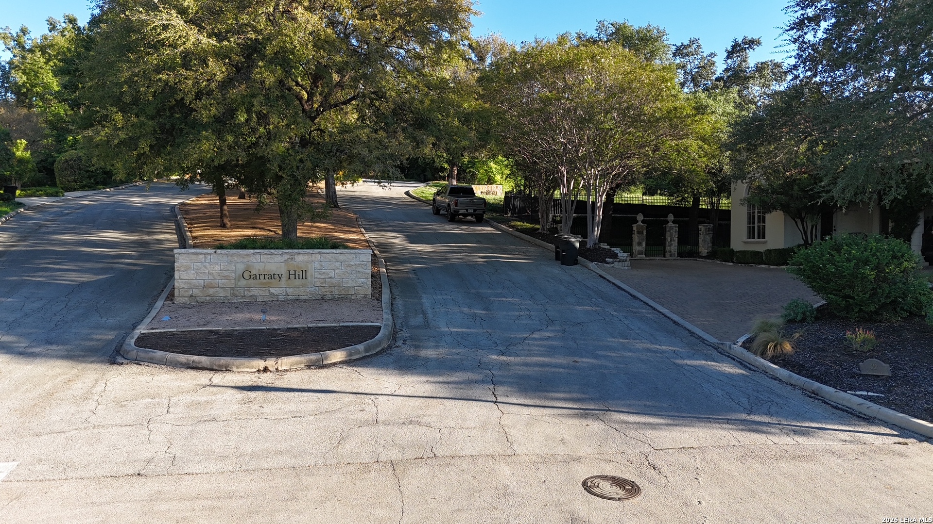 806 Garraty Hill Terrell Hills TX 78209