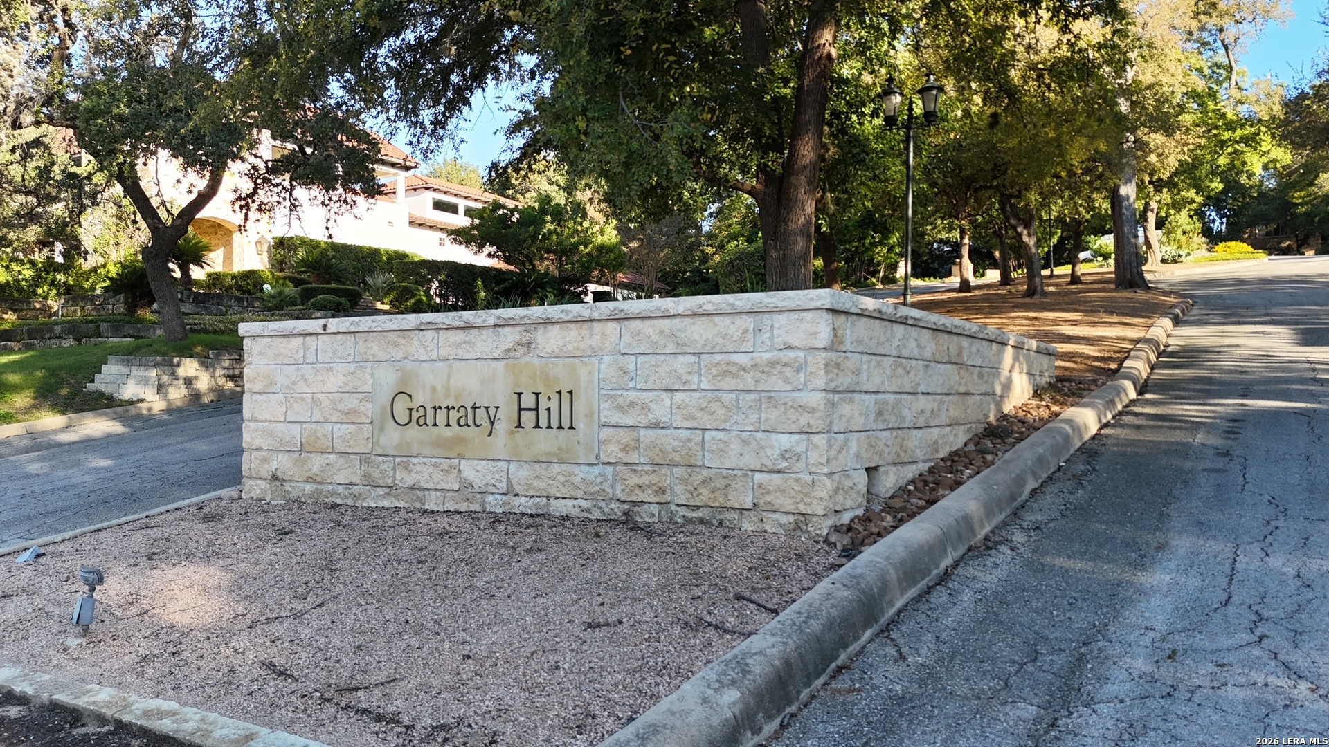 806 Garraty Hill Terrell Hills TX 78209
