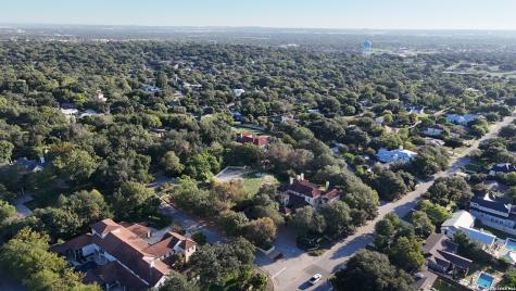 806 Garraty Hill Terrell Hills TX 78209