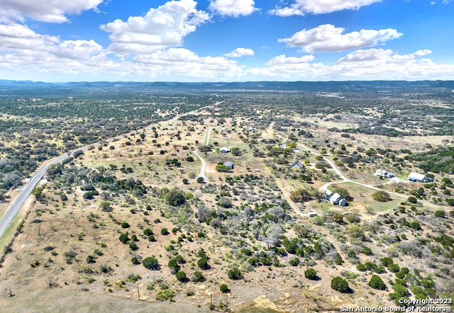 321 Robin Road Camp Wood TX 78833