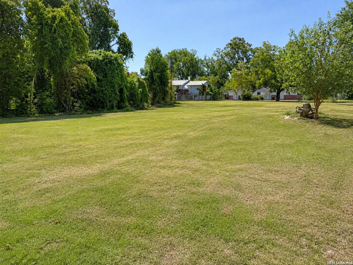 105 Navasota Seguin TX 78155