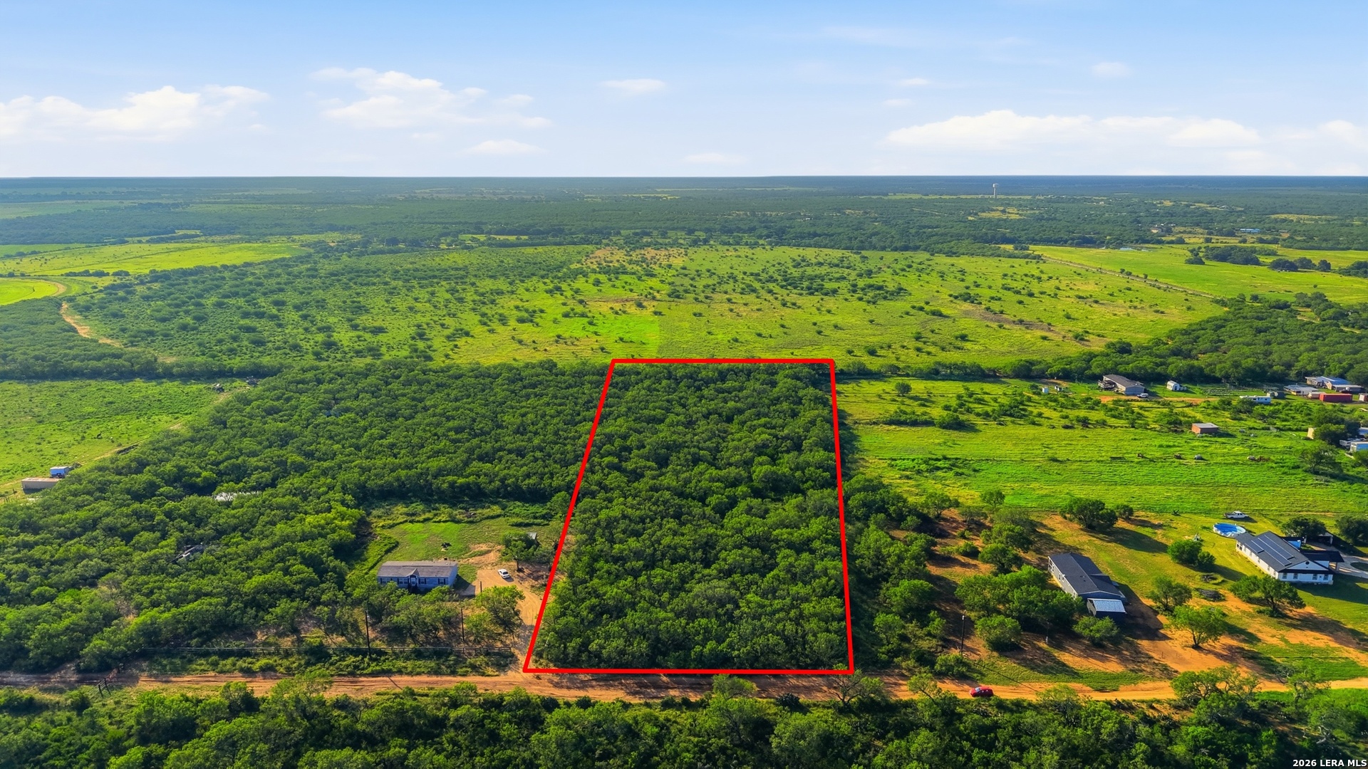 162 Pr Heavens Lane Jourdanton TX 78026