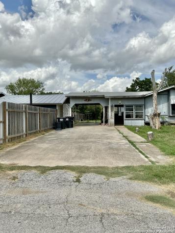 19615 Oil Street Somerset TX 78069