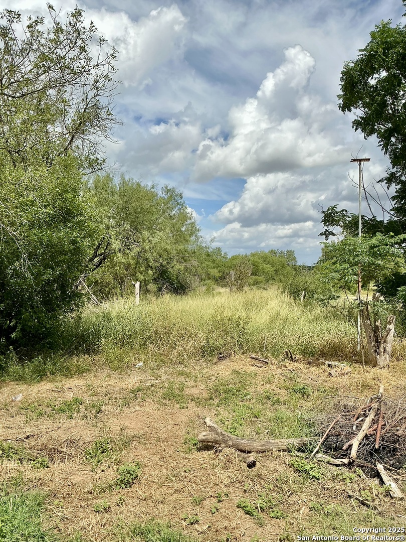 19615 Oil Street Somerset TX 78069
