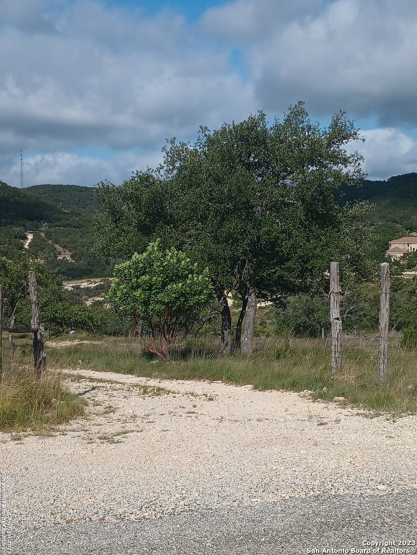 761 W Bear Springs Road Pipe Creek TX 78063