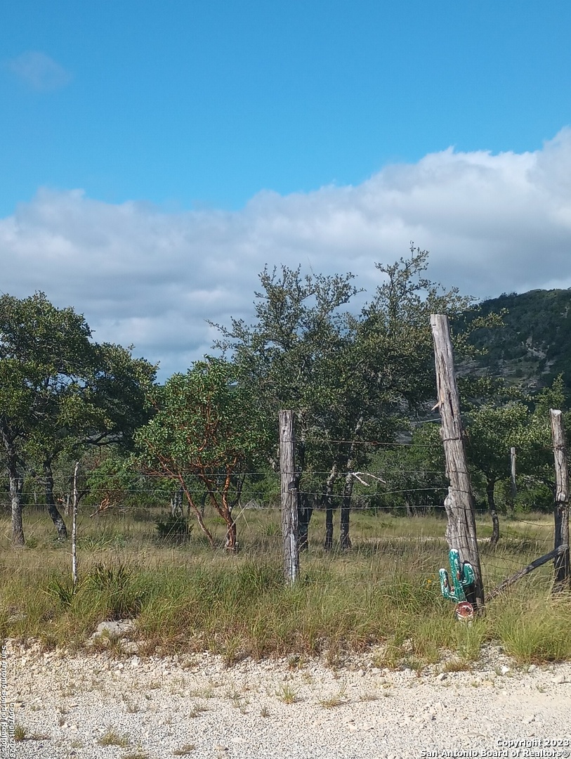 761 W Bear Springs Road Pipe Creek TX 78063