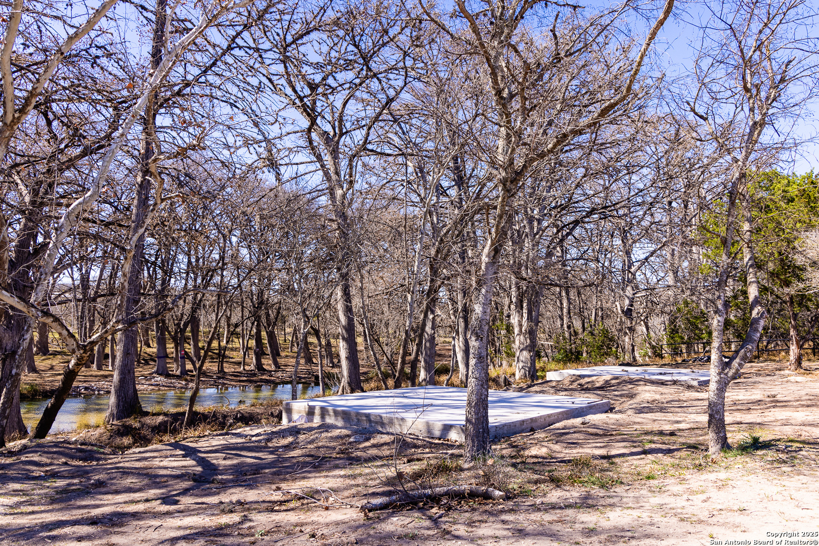 2300 Little Dry Frio Road Leakey TX 78873