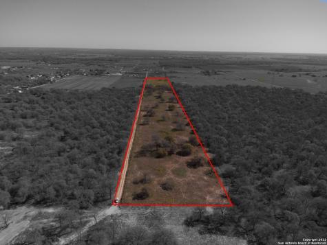 8765 Us Highway 87 W La Vernia TX 78121