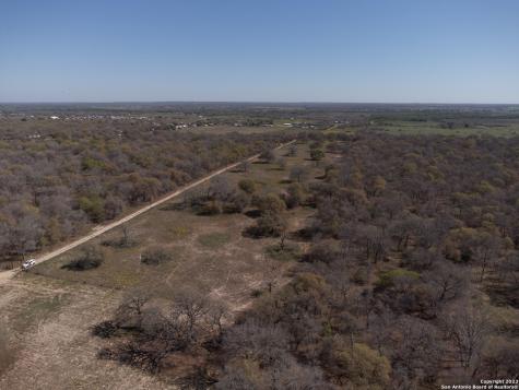 8765 Us Highway 87 W La Vernia TX 78121