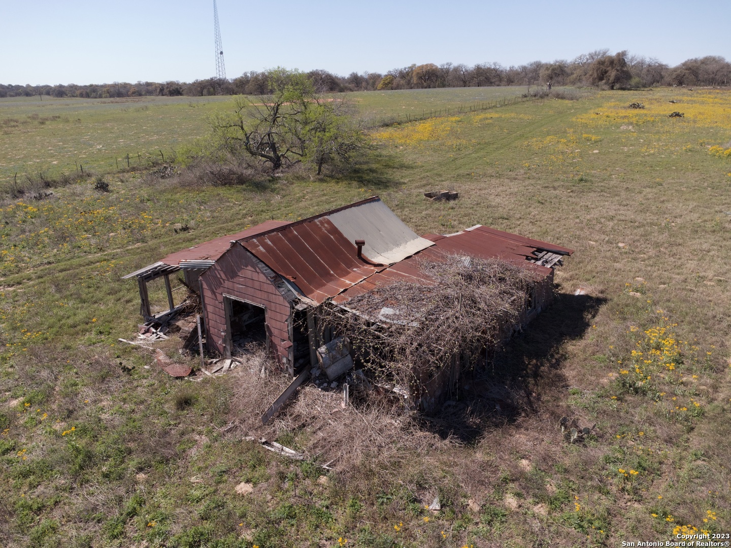 8765 Us Highway 87 W La Vernia TX 78121