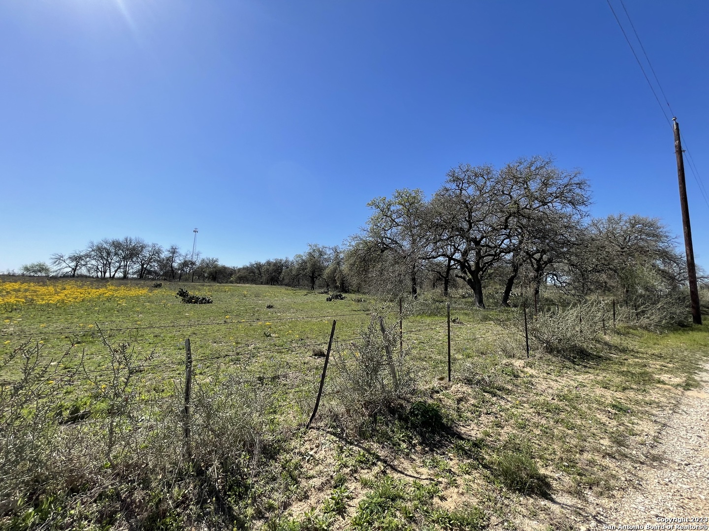 8765 Us Highway 87 W La Vernia TX 78121