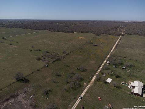 8765 Us Highway 87 W La Vernia TX 78121