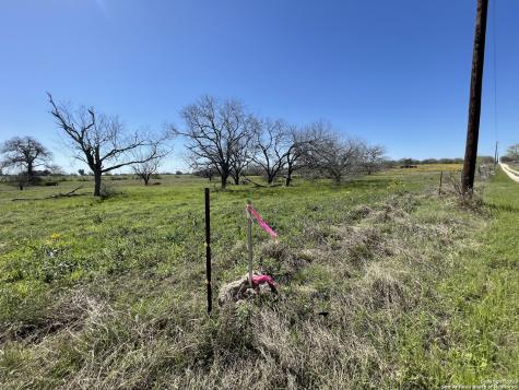 8765 Us Highway 87 W La Vernia TX 78121