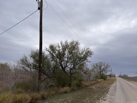 398 County Road 222 Orange Grove TX 78372