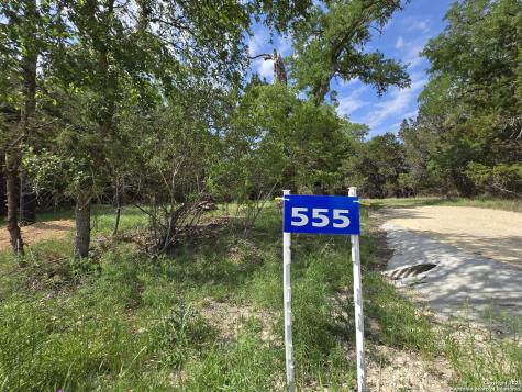 555 Iroquois Trail Bandera TX 78003